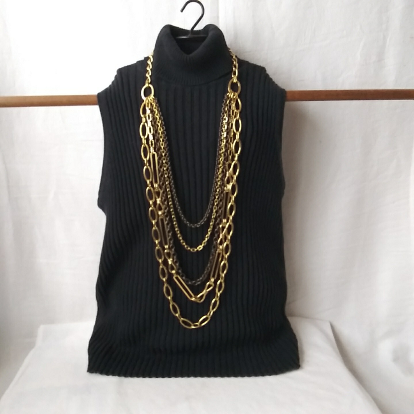 Heavy Gold Tone Multiple 5 Strand Layered Chain Statement Necklace Signed WORTH