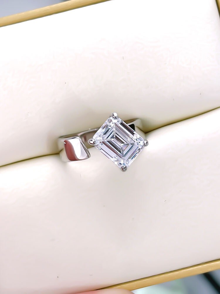 4ct Luxury Simple Emerald Cut Silver Ring, Lab Grown Diamond, Elegant, Chic