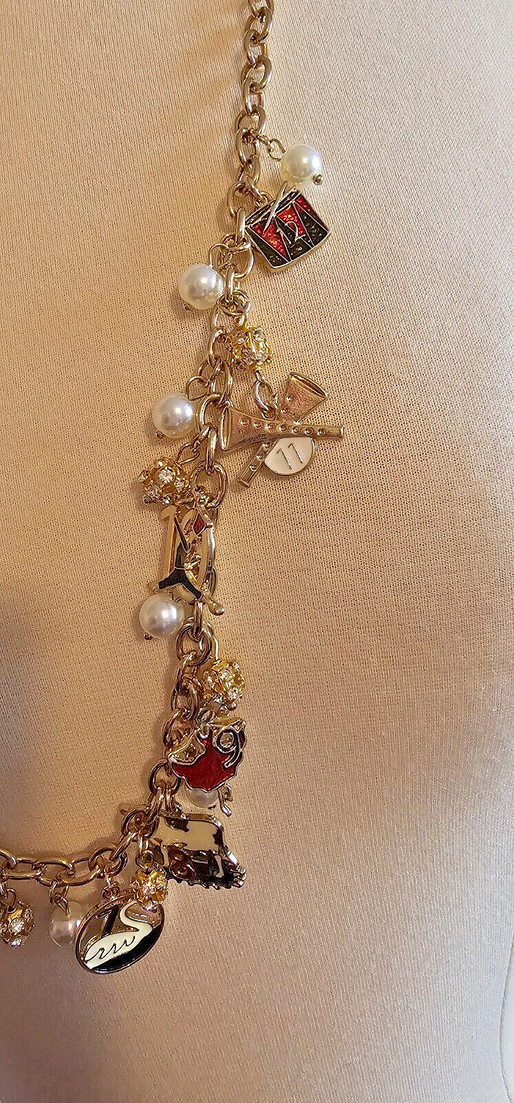 Women’s Gold Tone Christmas Necklace 12 Days Of Christmas Charms 30 Inch