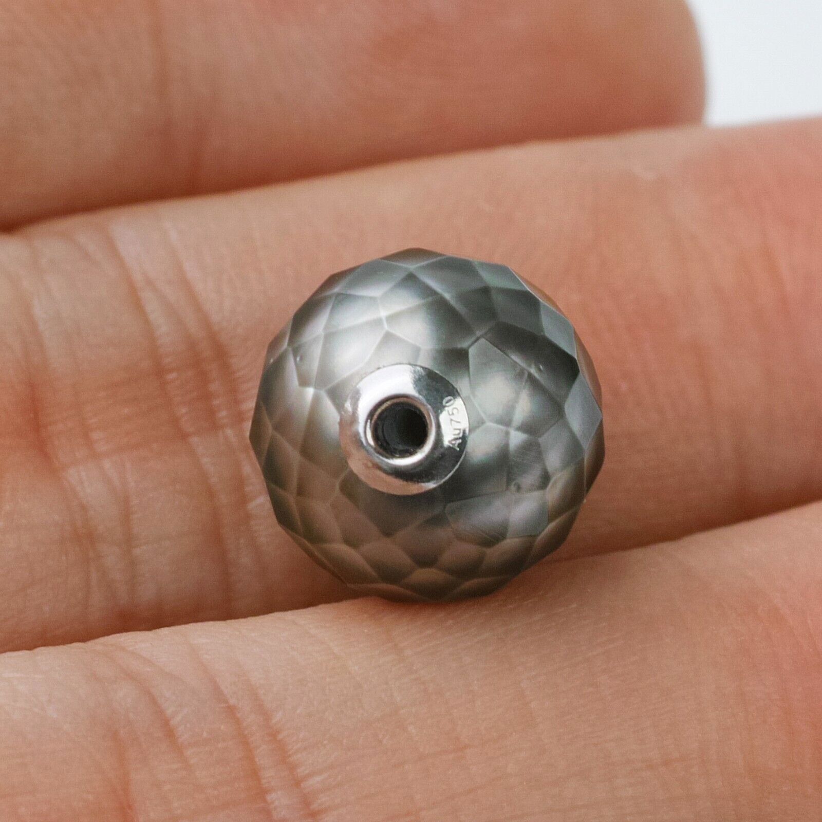 Round 12.5mm Faceted Tahitian Saltwater Loose Pearl Fulldrilled,13.3Carat,18KW