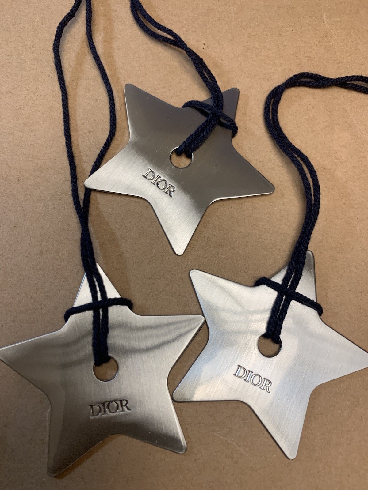 (1) Dior Silver Metal Star Pendant Key Chain Key Ring Bag Charm 100% Authentic