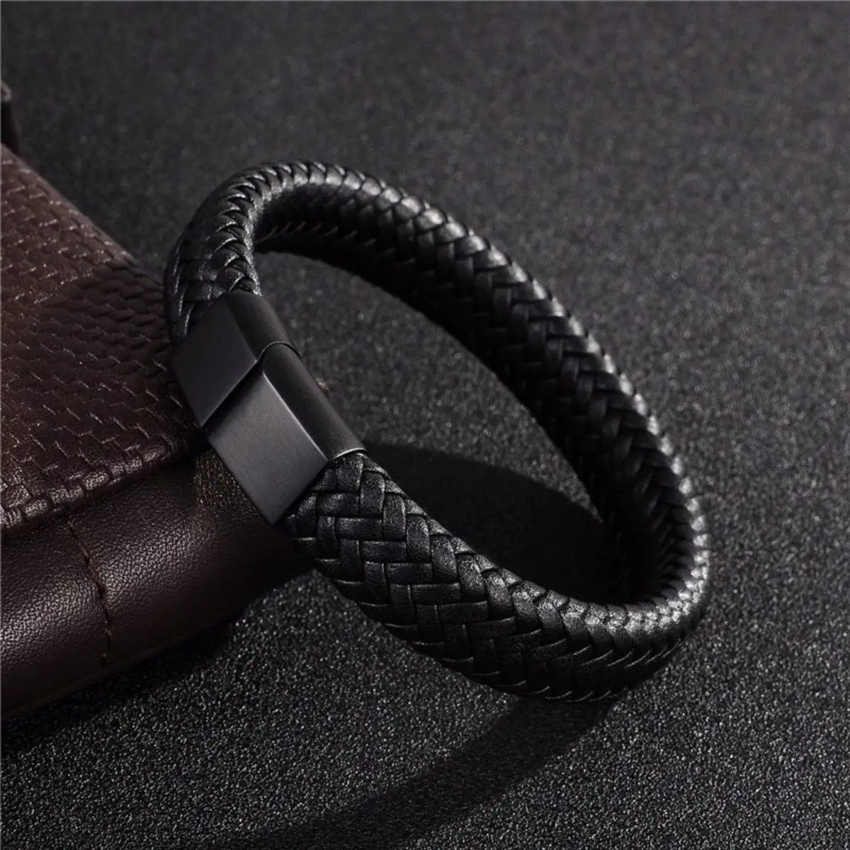 Retro Men Leather Open Bracelet Bangle Simple Woven Hand Rope Outdoor Sport Gift