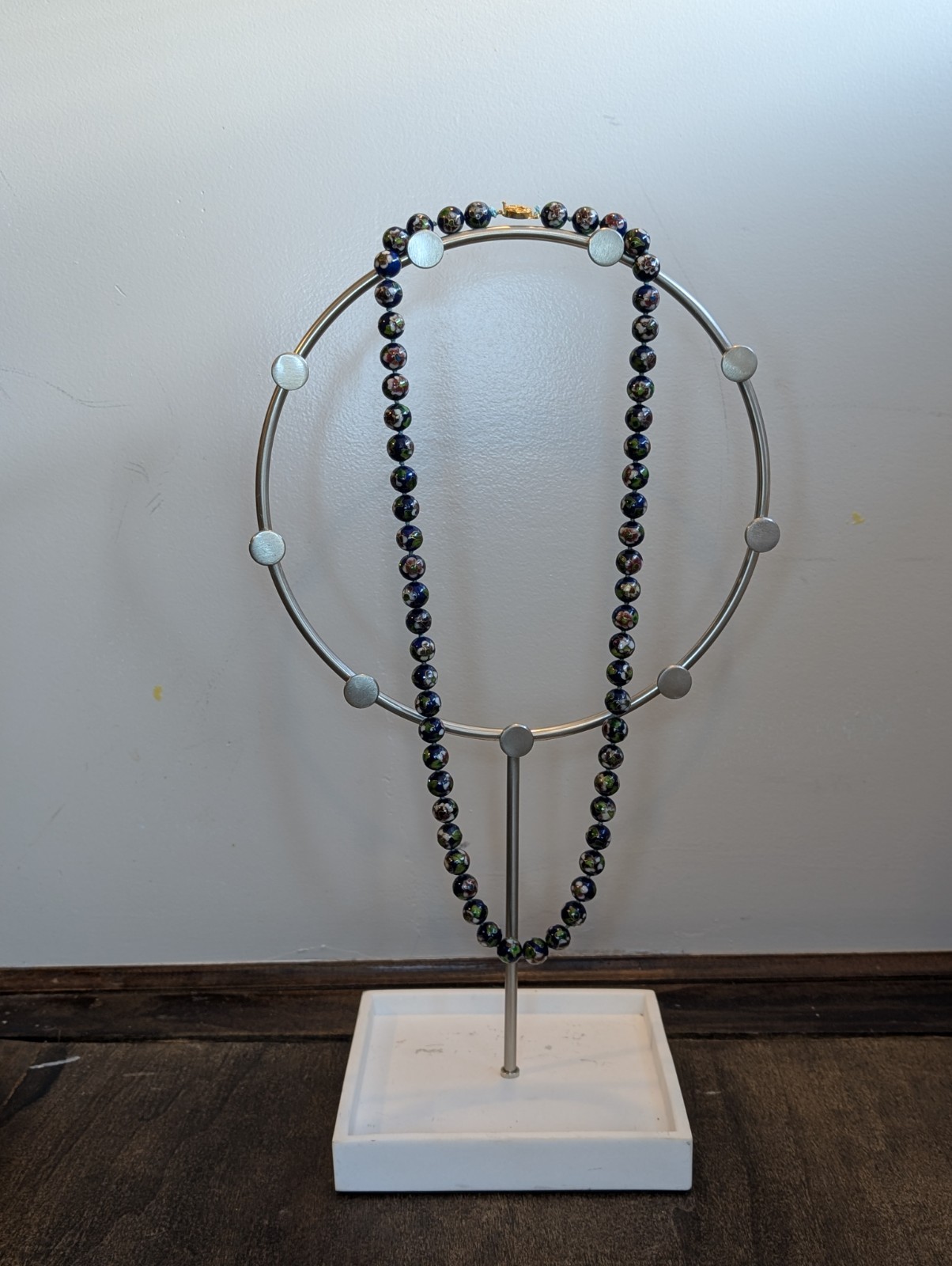 Vintage Chinese Beaded Necklace Round Beads with Gold Tone Clasp
