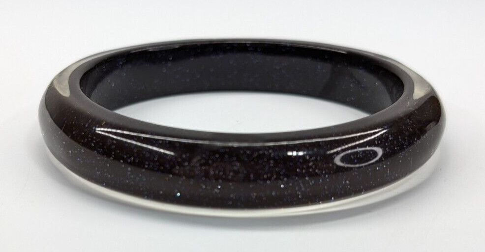 Color Morph “Galaxy” Blue Sparkle Lucite Bangle Bracelet 1/2″ Wide Statement