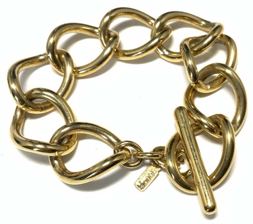 Monet Gold Tone Oval Link Chain Bracelet 8-inches LX111