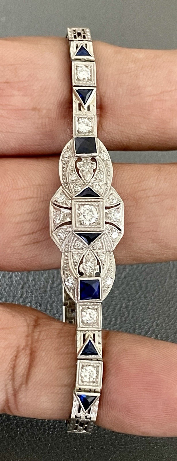14k W/Gold With Platinum Top 0.65CTW Diamond & 0.80 Lab Sapphire Bracelet(Q236)