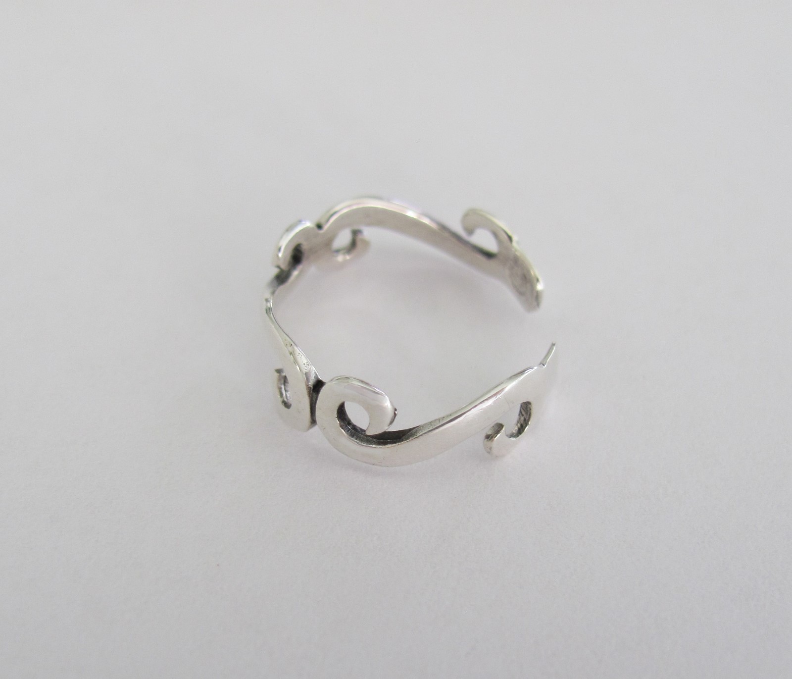 Sterling Silver 3 scroll thin band size 3-5 adjustable toe ring