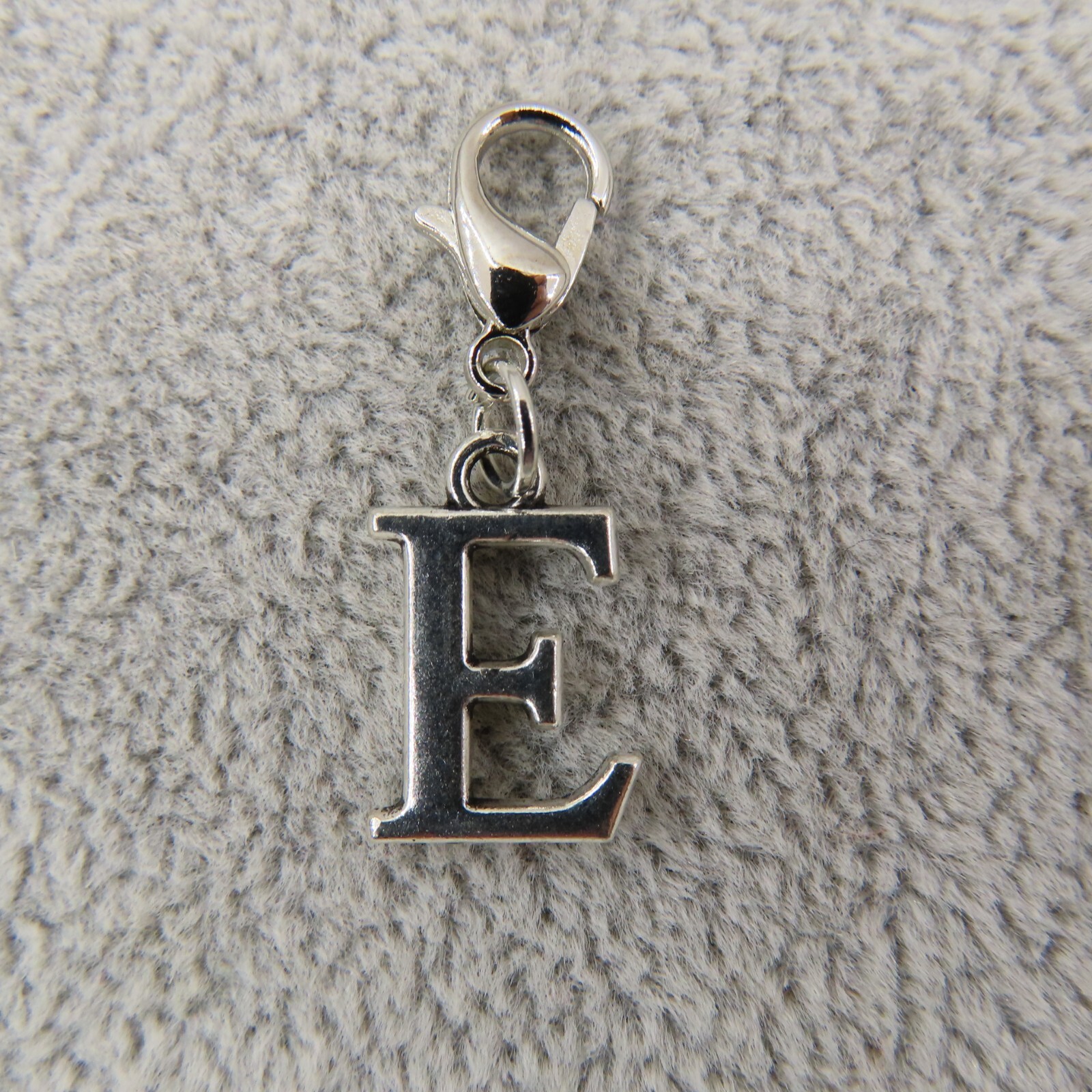 Initial CAPITAL LETTER E Charm Zipper Pull Keychain Add On Clip Silver Tone