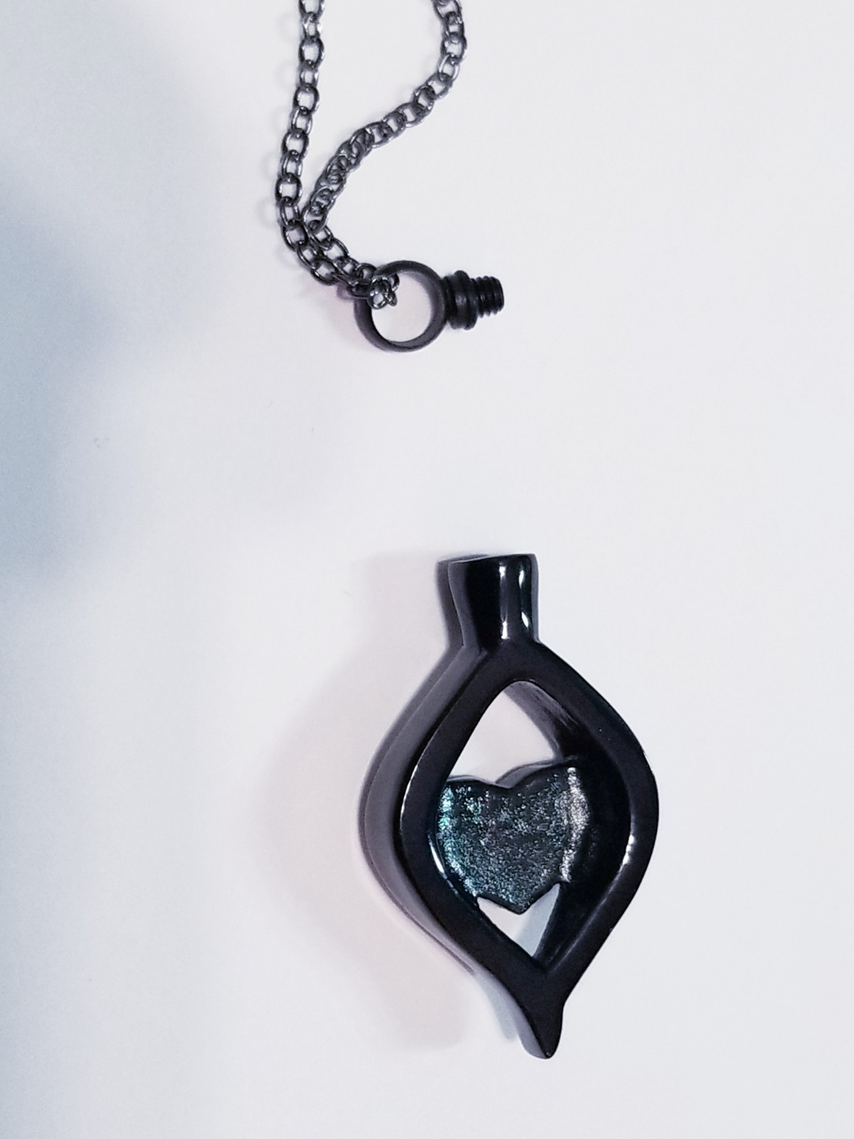Black Urn Cremation Memorial Necklace Heart Crystal Pendant for Ashes