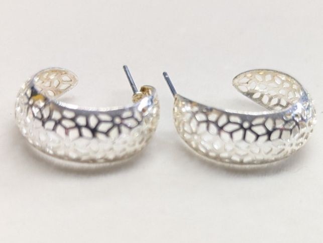 Vtg New Silver Filigree Openwork Hoop Earrings Intricate Crescent C Shaped Hoops