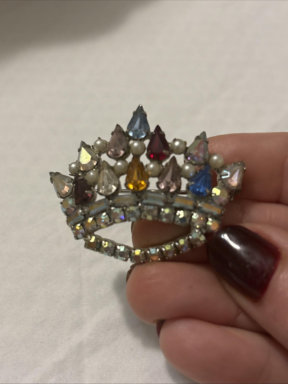 Sparkly Multicolored Rhinestone Faux Pearls Silver Tone Crown Brooch