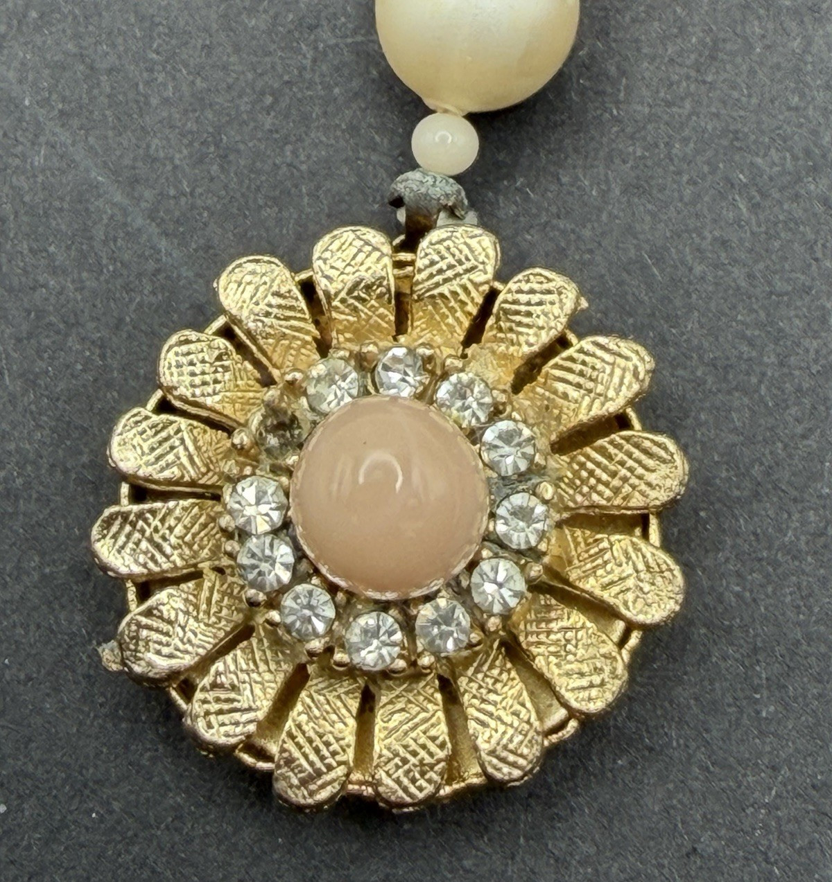 Pink Marbled Beaded Necklace Rhinestone Flower Box Clasp 19″ Japan Vintage