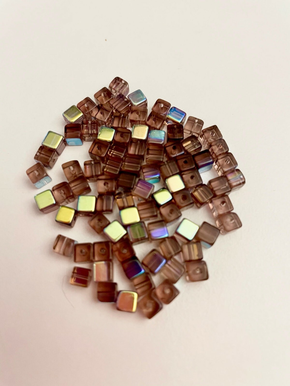 New 100 Count 6mm x 6mm x 6mm Cube Holographic Beads – Earth tones