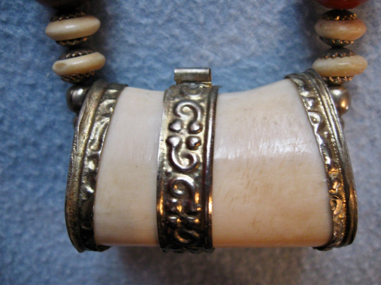 Chunky Artisan Made Statement Necklace w/Bone? Pendant; 10 1/2″ w/Pendant Drop