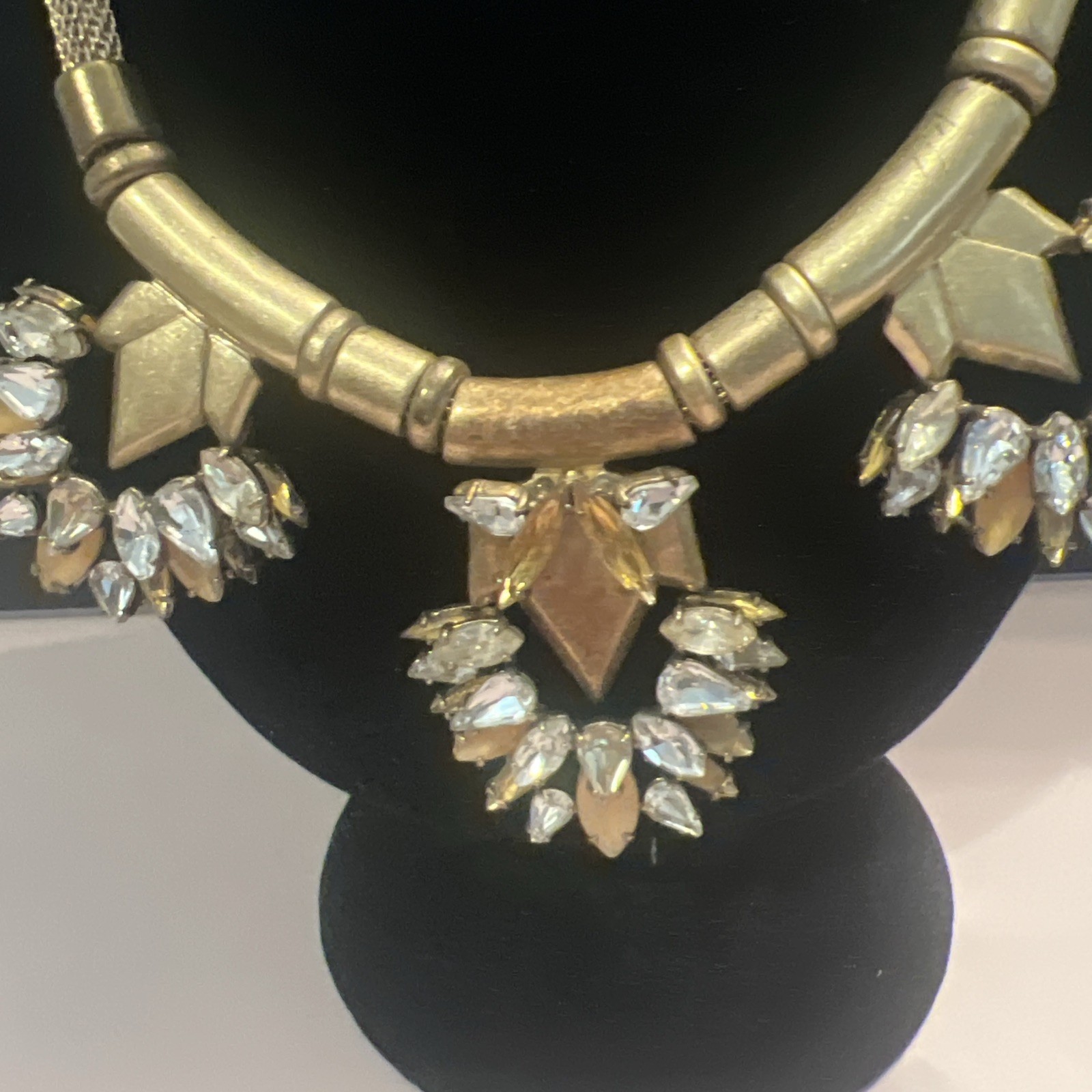 STELLA & DOT Designer Signed Gold Vintage & Faceted Stone Statement Necklace
