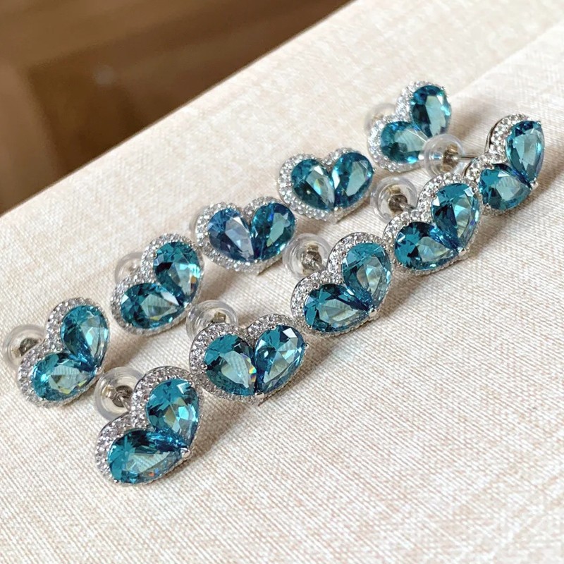 New Heart Design London Blue Topaz Gems Women Charm Women Girl Stud Earrings