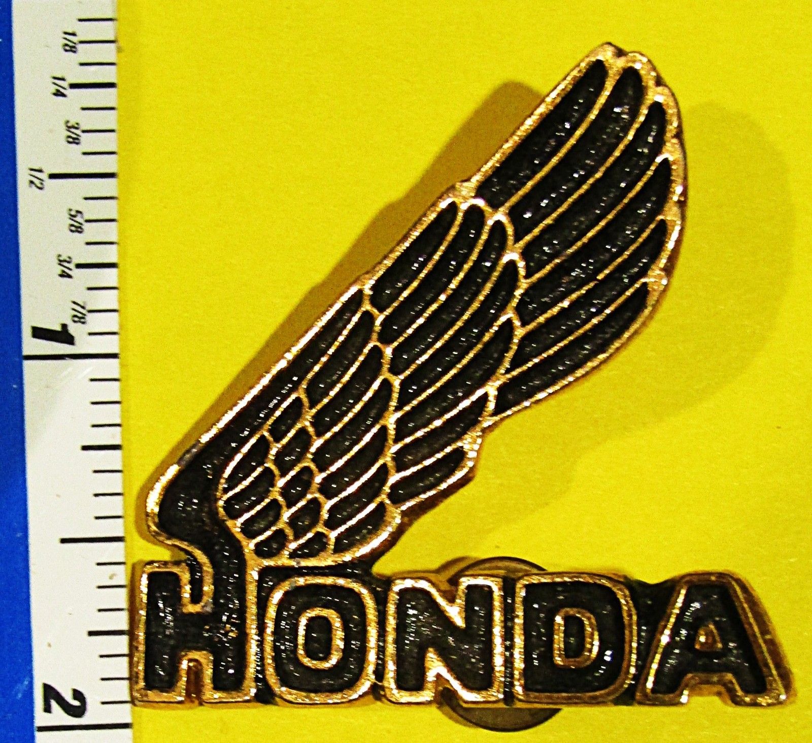Honda Motorcycle Gold Tone Wing Lapel Pin 2″ Badge Vest Jacket Collar Emblem
