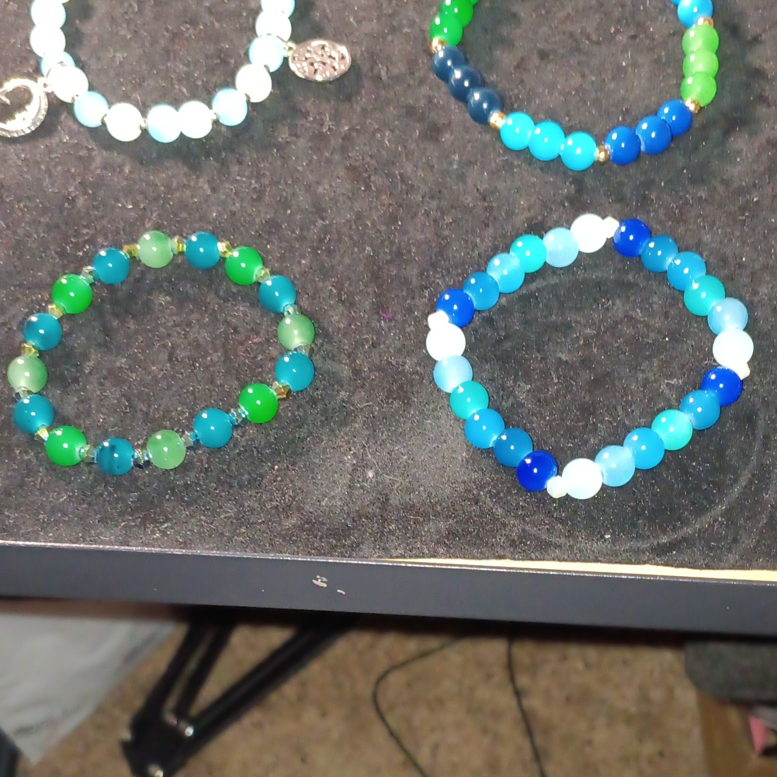 6pc Mixed Lot Beaded Stretch Bracelets Blue Green White Glass Beads w/ Charms