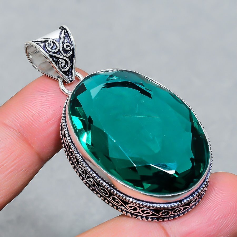 Apatite Oval Shape Gemstone 925 Sterling Silver Jewelry Vintage Pendant 2.20″