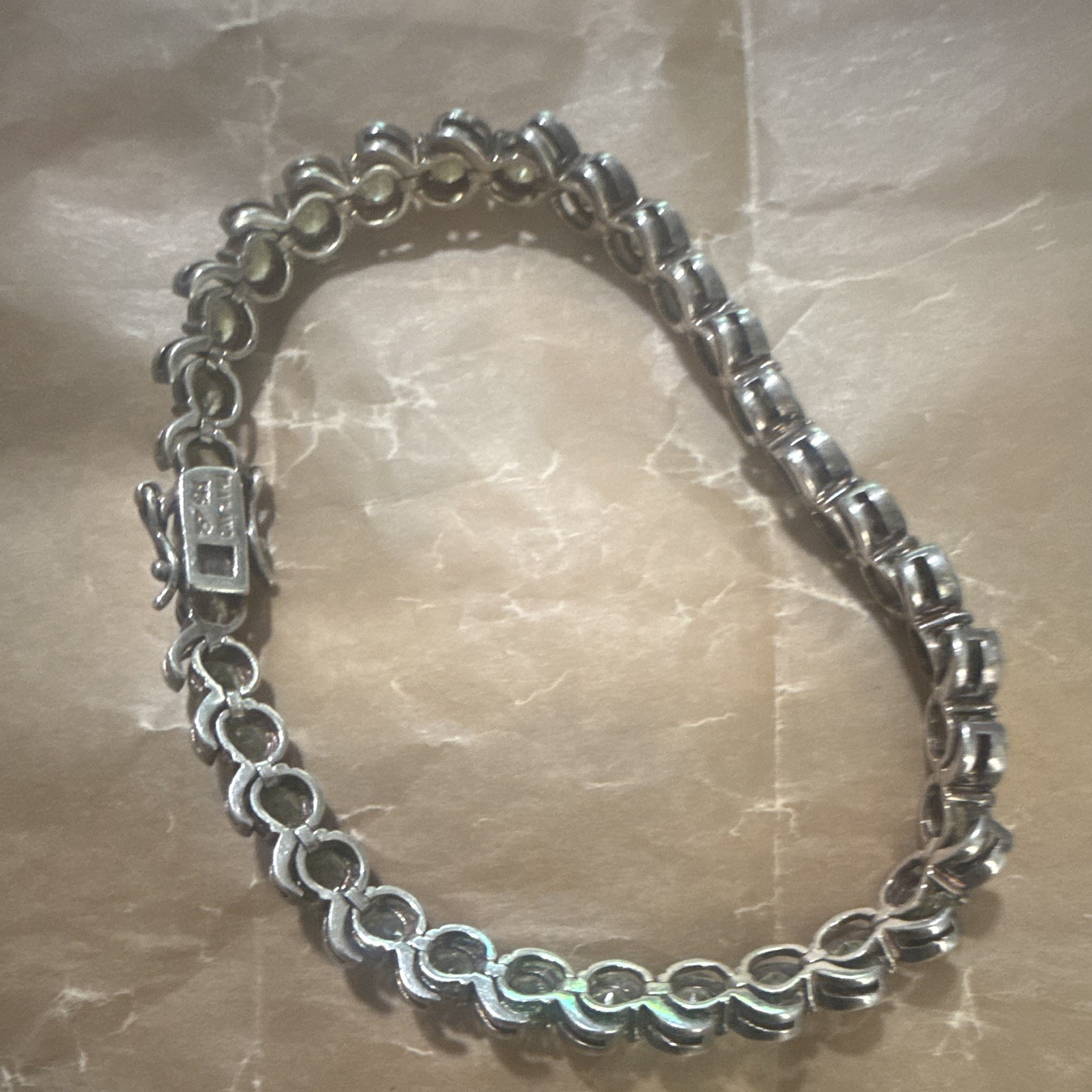 Silver Tone Green Round Bezel Set Stone Tennis Round Link Bracelet Box Clasp