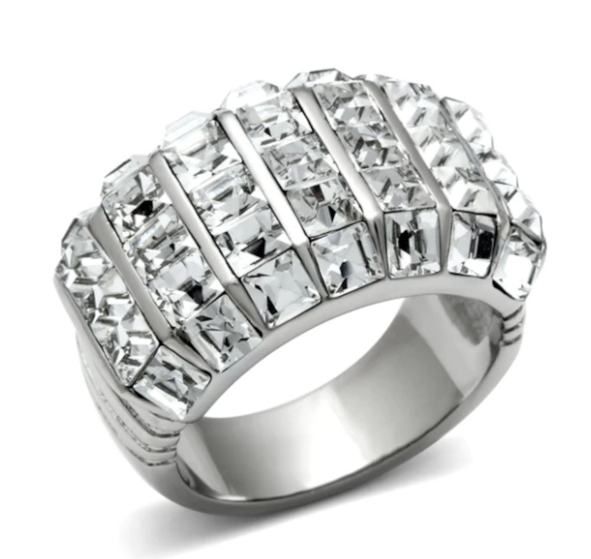 Women’s Cluster Ring Sparkling Crystals Stainless Steel Sz 5 6 7 8 9 10