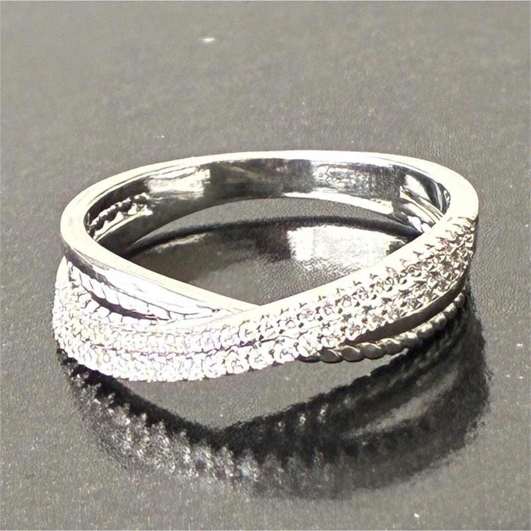 White Gold Plated Pavé Crisscross Band Ring Clear Round Stones Sz 10