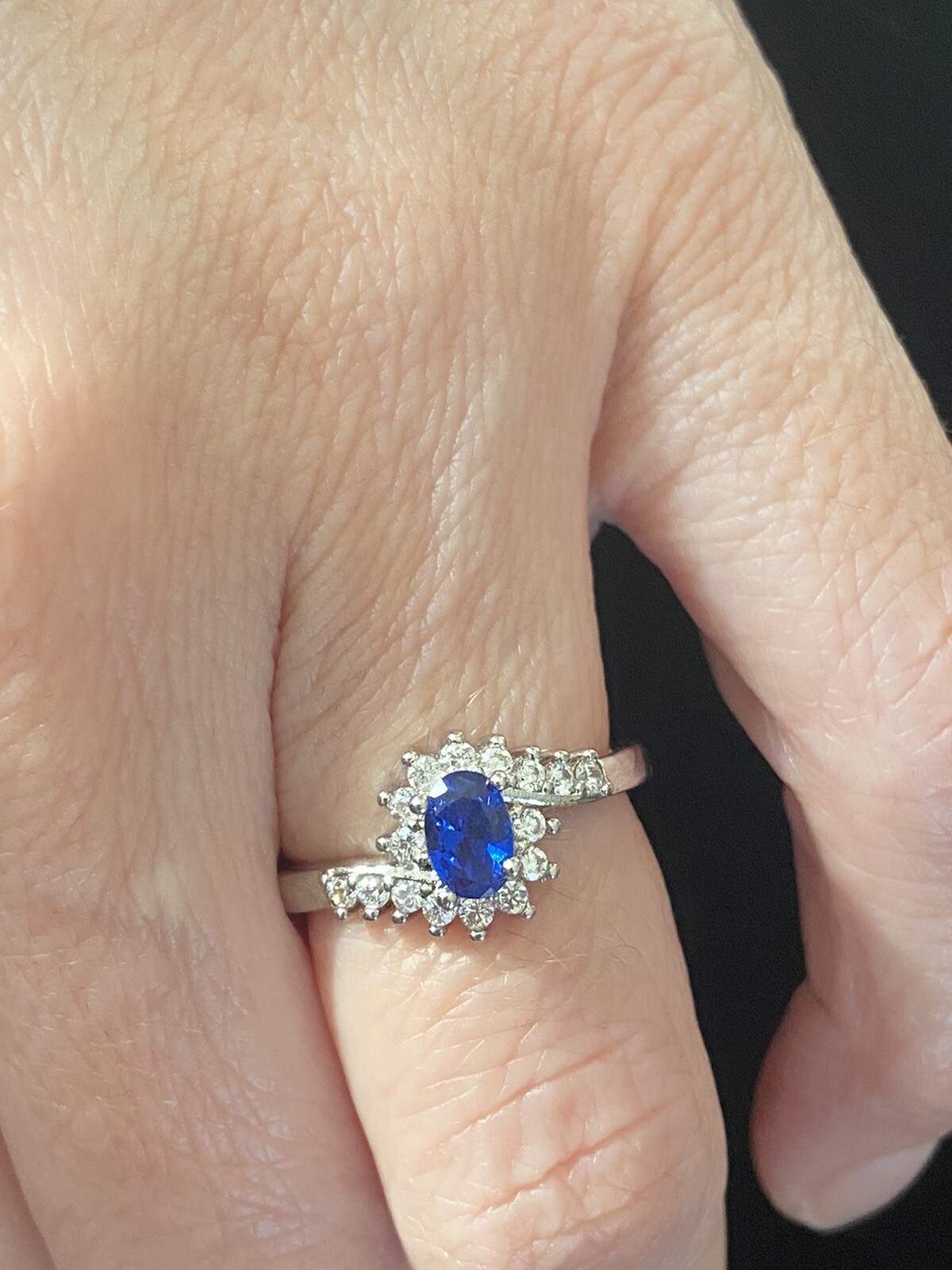 NEW .925 Sterling Silver Blue Saphire ring Cubic Zerconia size 6 Lab created
