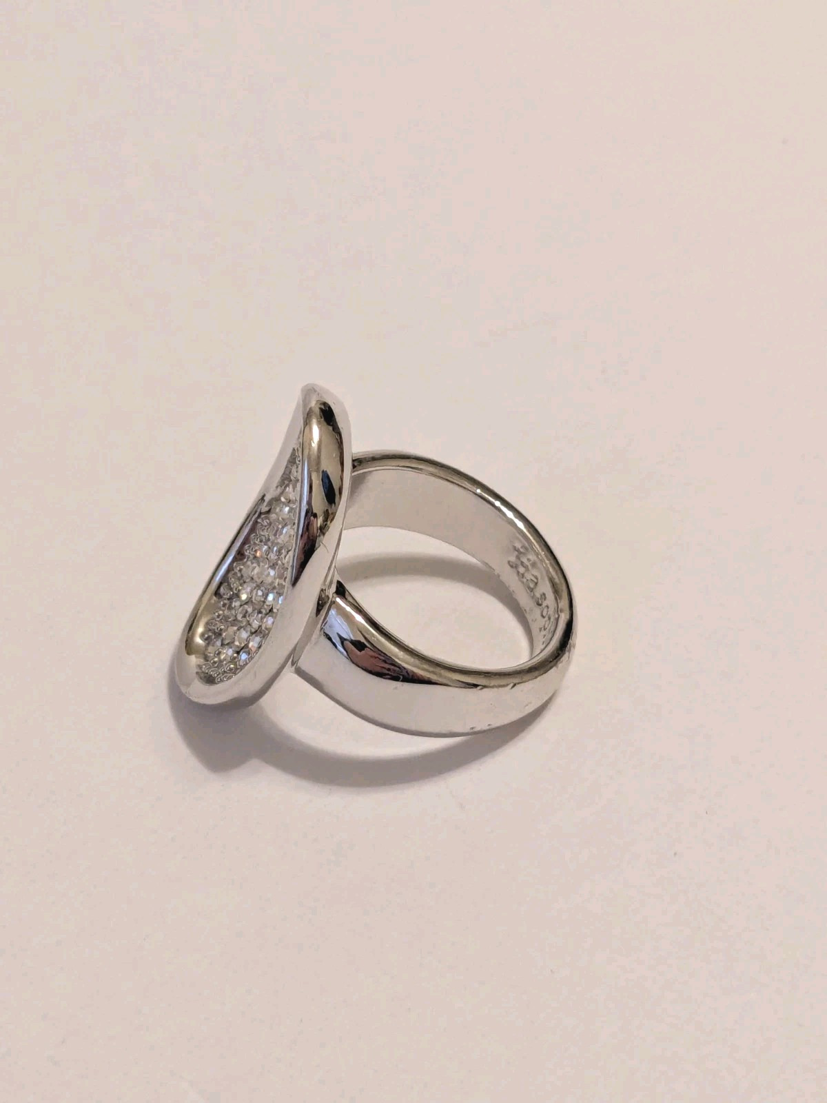 Lia Sophia Silver Tone Oval Concave Cocktail Ring With Pave Set Rhinestones 7.5″
