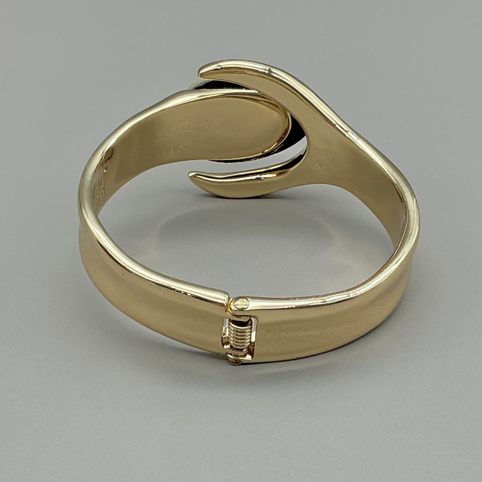 Bracelet Women Gold Tone Abalone Shell Hinge Cuff Bangle Modernist Boho 6.5 In