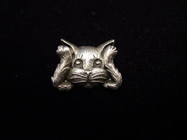 “JJ” Jonette Jewelry Silver Pewter CAT ‘Hear No Evil’ Tack Pin