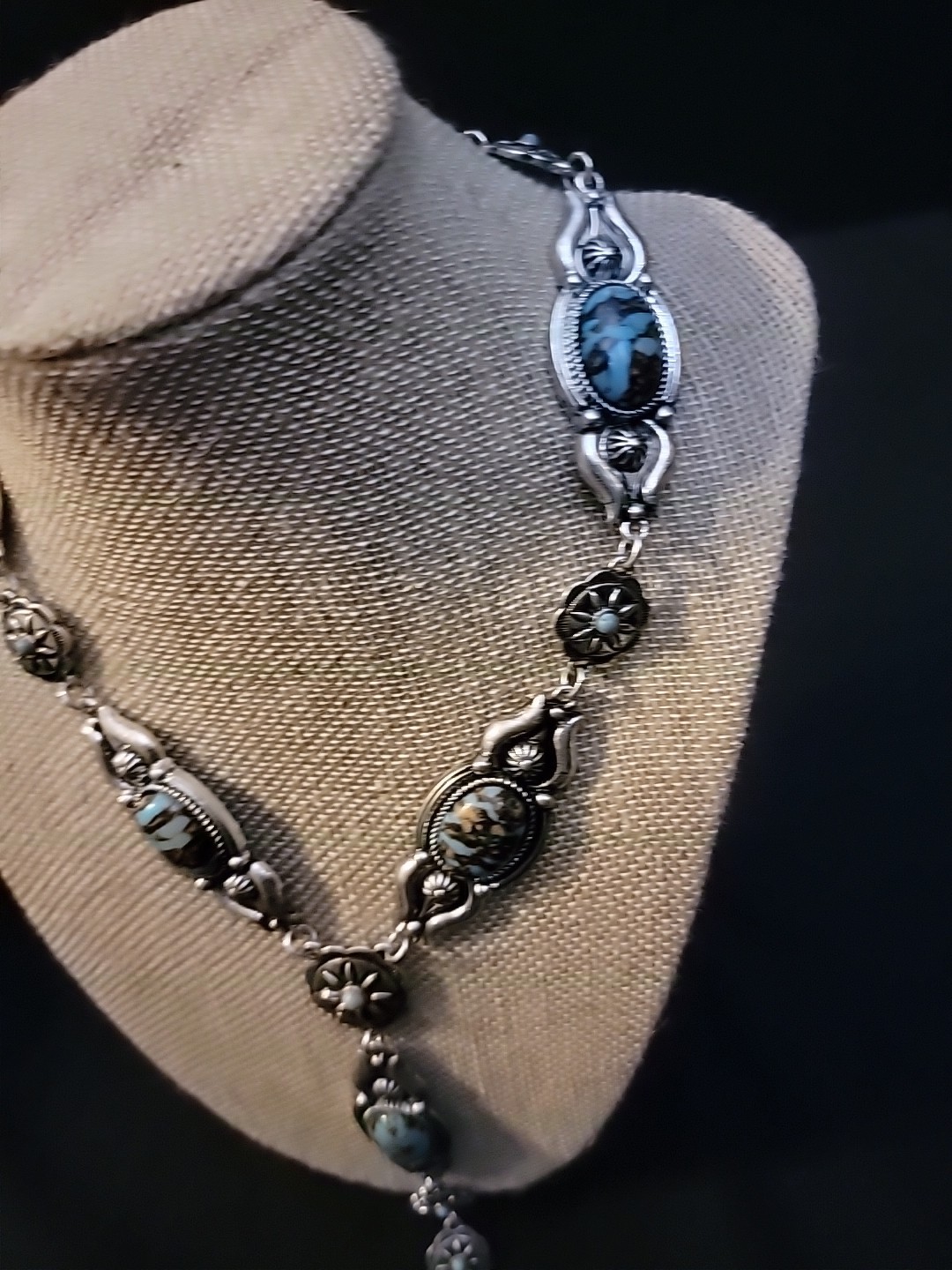 Turquoise Western style necklace Costume Jewelry Turquoise/silver V Neck Long