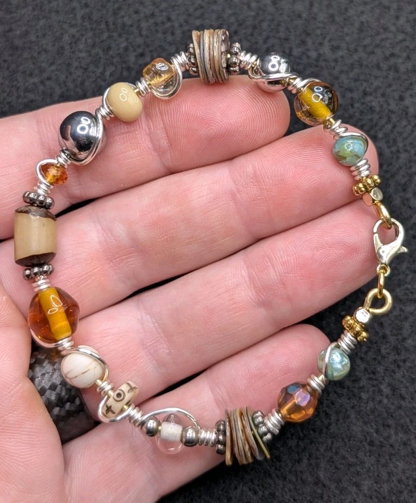 Statement Stylish Mixed Beaded Wire Wrapped (18cm) M Wrist