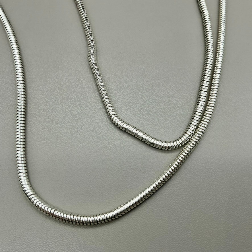 Lariat Necklace Women Silver Tone Knot Snake Chain Tassel Long 30 Inch Preppy