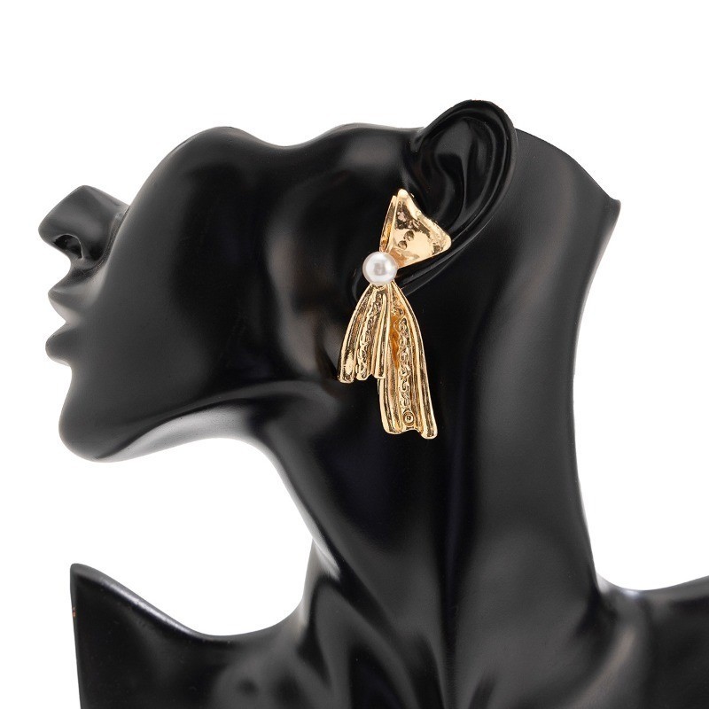 Butterfly Bow Imitation Pearl Earrings Women’s Fashion Earrings Alloy Jewelry