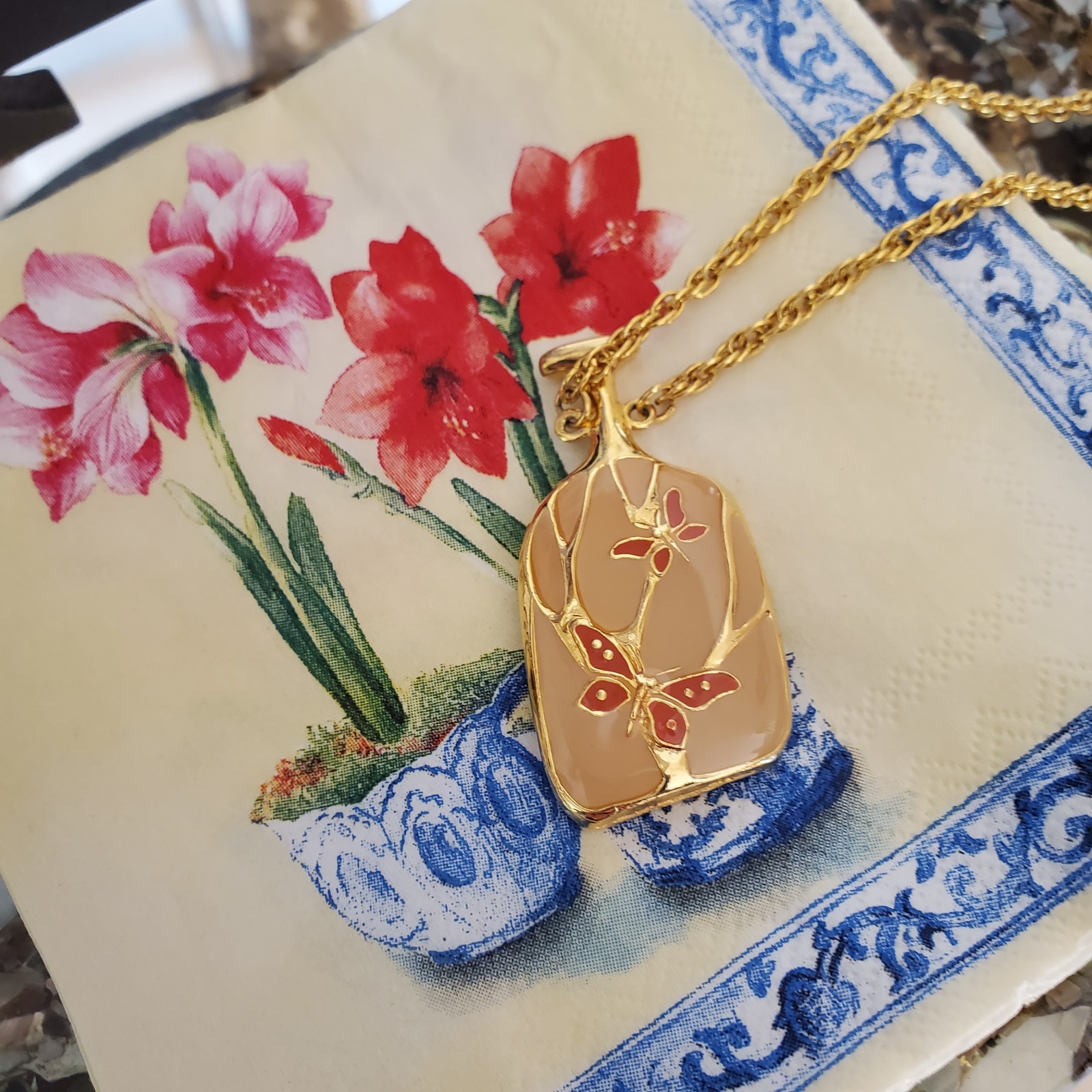 Butterfly Pendant Necklace Goldtone Peachy Orange Signed Thailand 24″