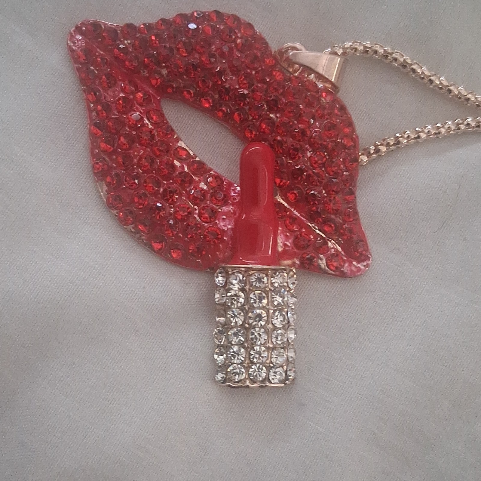 Betsey Johnson Red Lips & Lipstick Crystal Rhinestone Pendant Necklace Signed