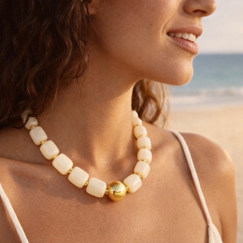 Resin Beaded Chunky Boho Necklace For Women White And Gold