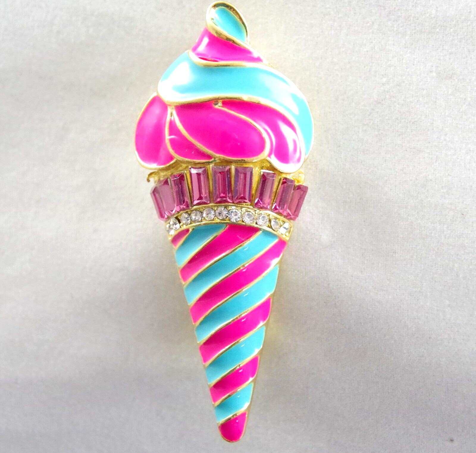 2 3/8″ NWOT RHINESTONE & ENAMEL PINK & BLUE STRIPED ICE CREAM CONE BROOCH PIN