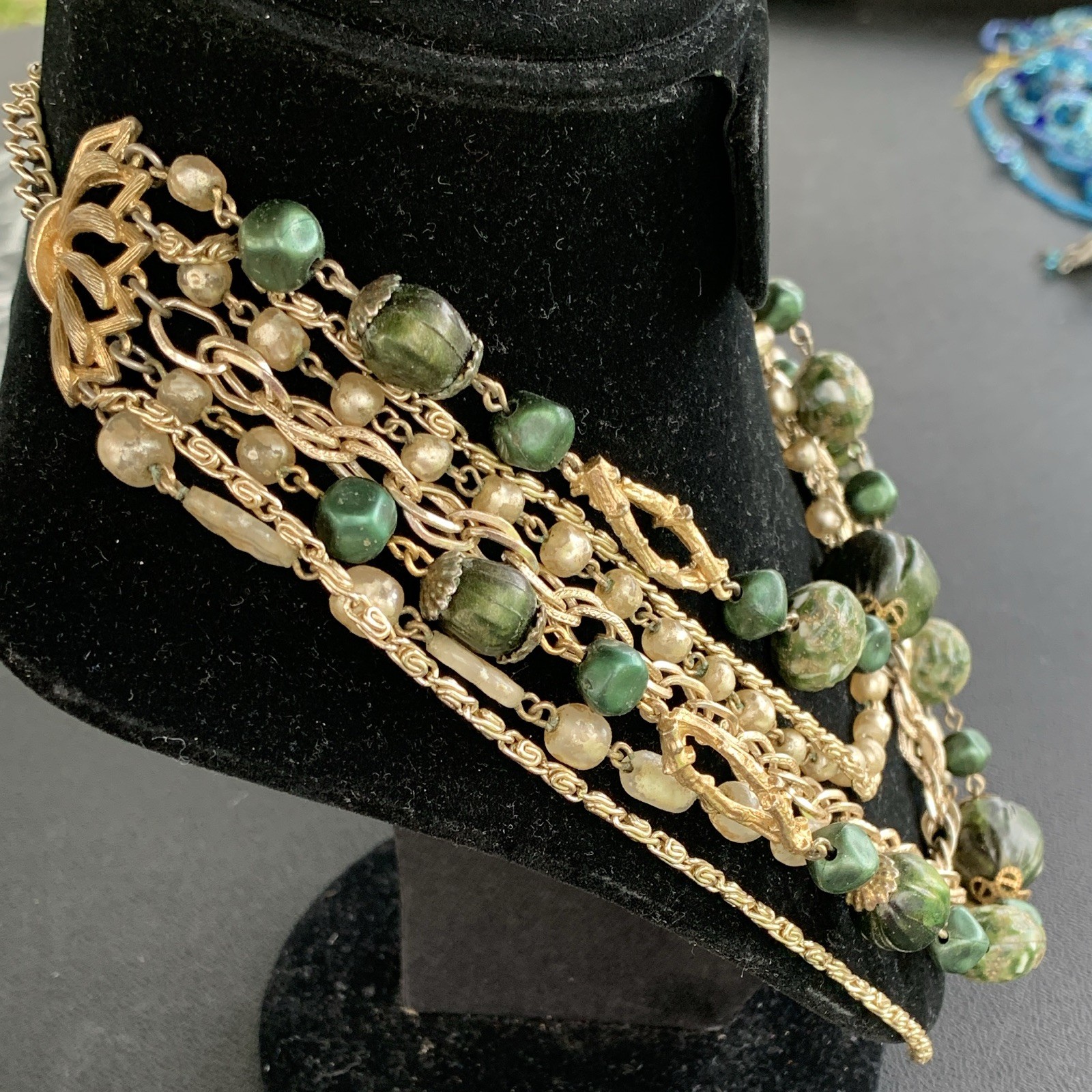 Gold Tone Layered Multi-Strand Green Round Bead Cable Chain Necklace Hook Adj