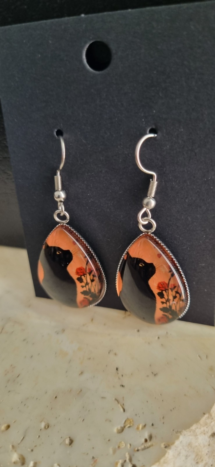 Black & Orange Resin Cat Teardrop Dangle Drop Hook Earrings Silver In Glass Bead