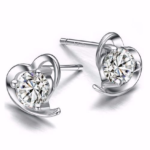 Pretty New 925 Silver Filled Cutout Heart Shaped Clear CZ Stud Earrings