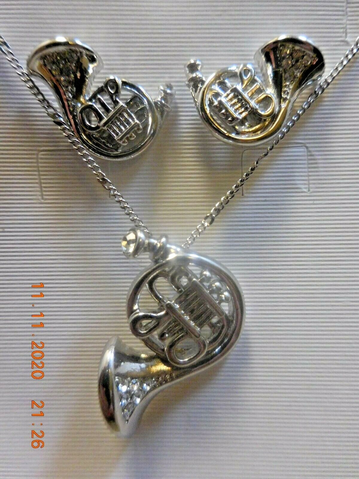 FASHION JEWELRY FRENCH HORN NECKLACE & EARRING SET