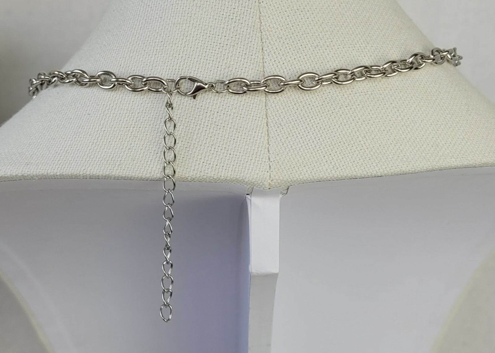 Silver Tone Cable Chain Statement Heart Pendant Charm Rhinestone Necklace 20″