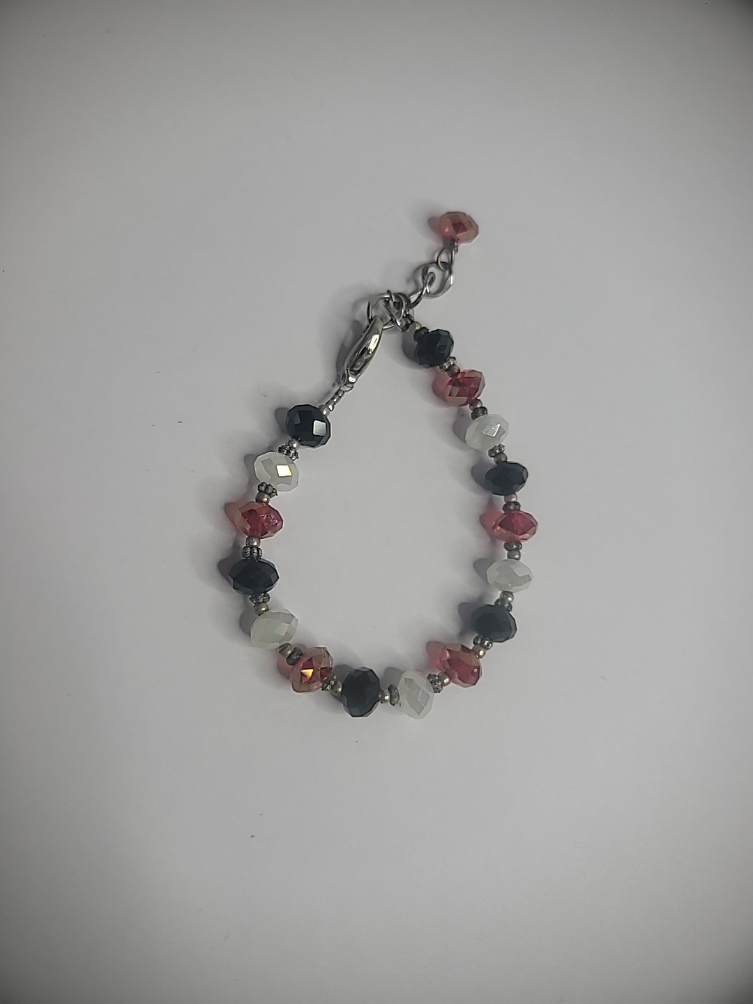 Vintage Silver Tone Beaded Faceted Red Black White Bracelet Jewelry Costume