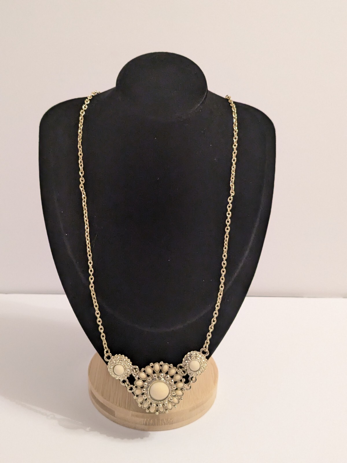 Gold Tone Flower Pendant Statement Necklace With Off White Acrylic Beads 24″.