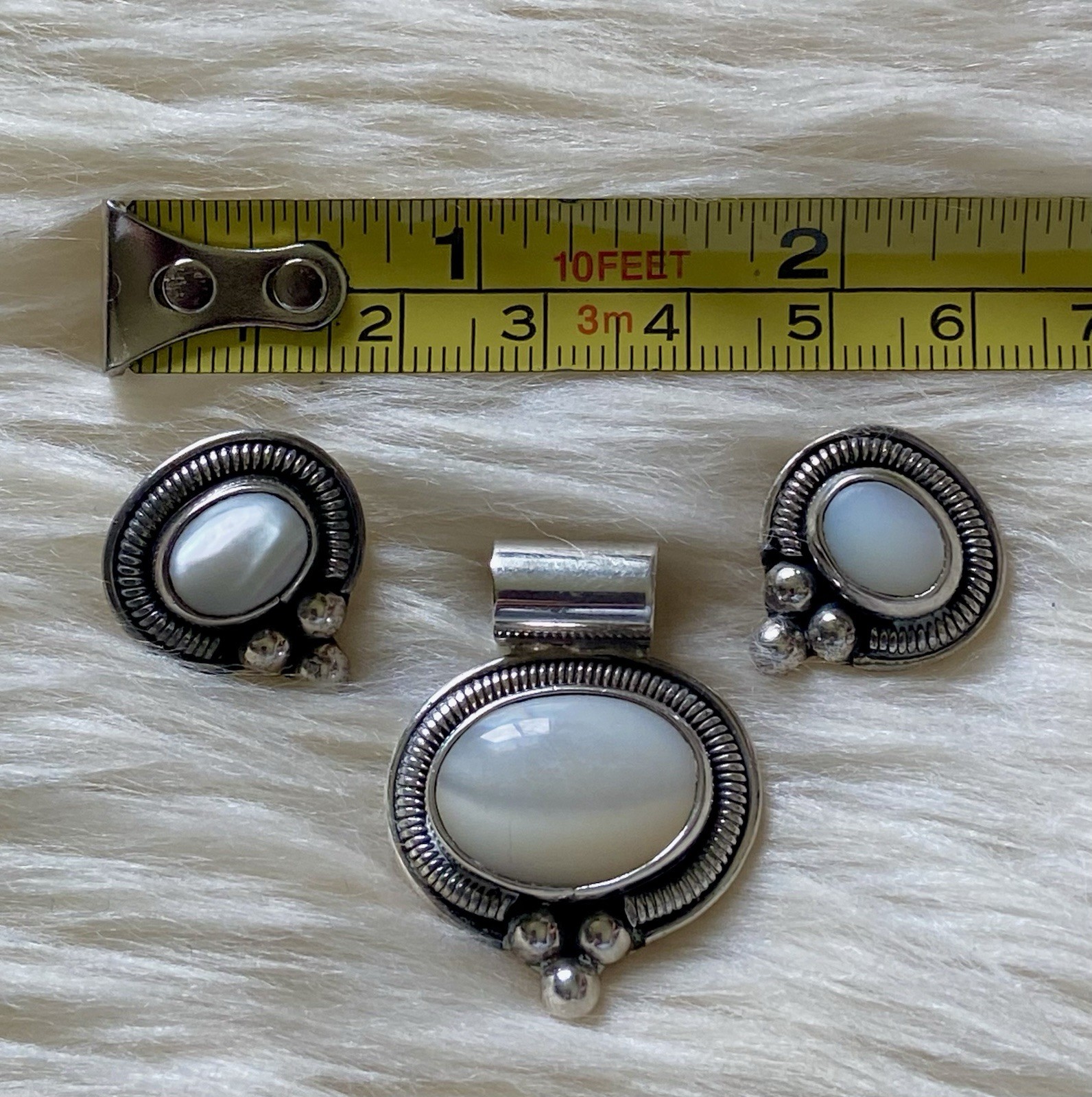 925 Sterling Silver Oval White Cats Eye Pendant & Earrings Mexico Artist ATI