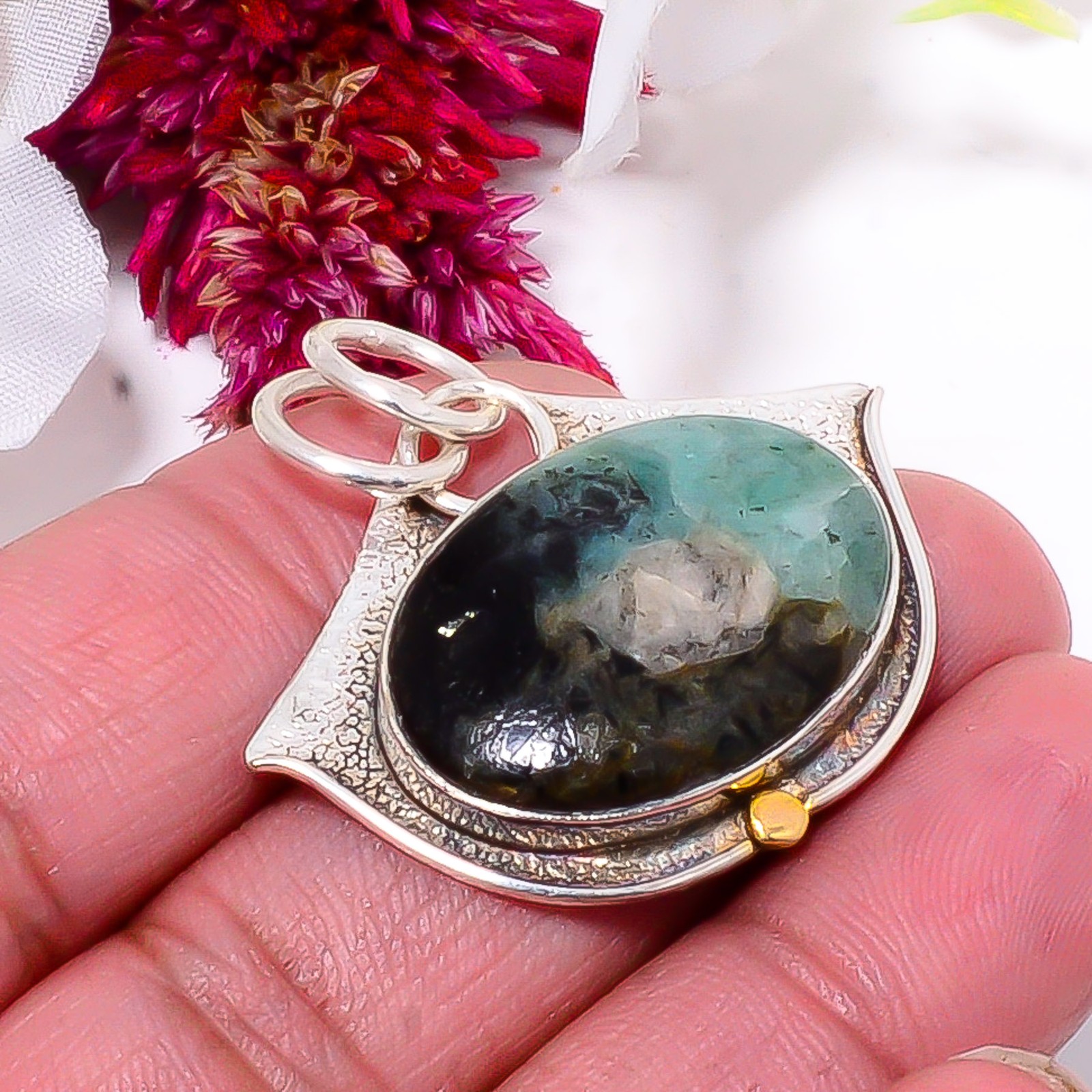 Emerald – Simulated 925 Sterling Silver Two Tone Designer Pendant 1.40″ Sku12