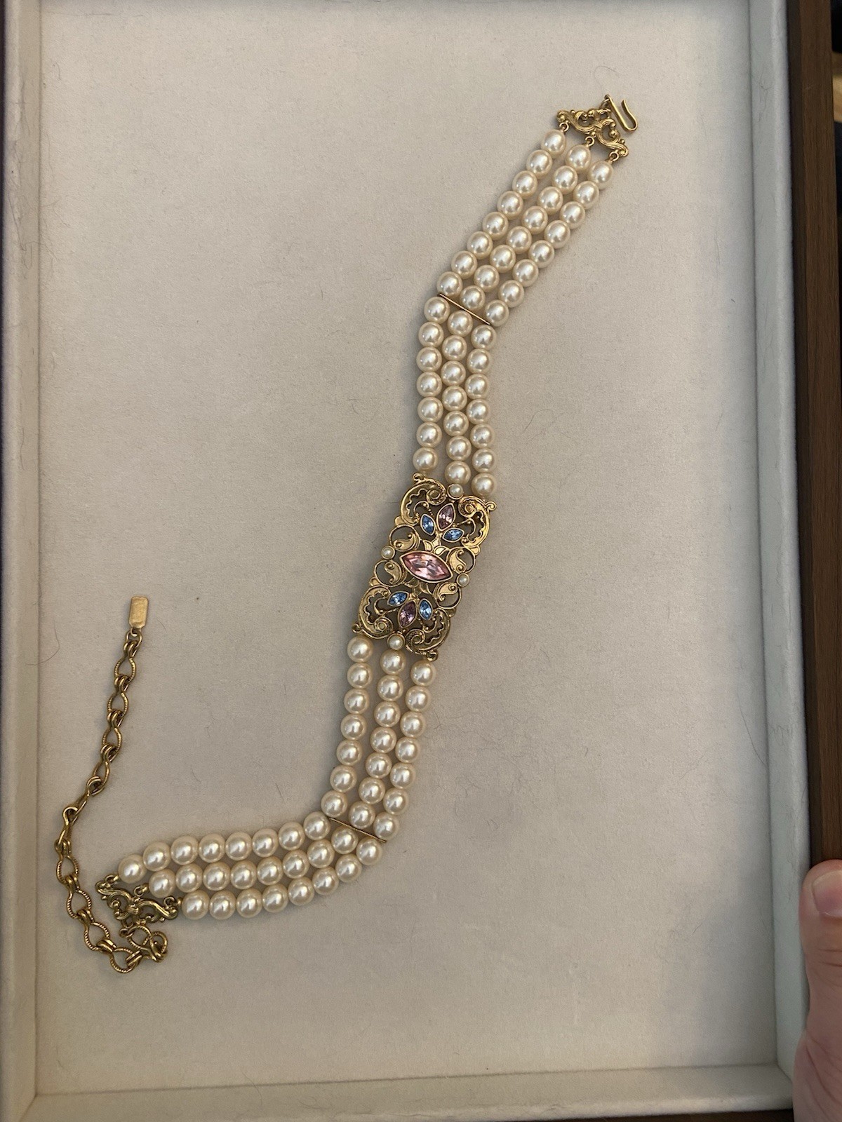 Vintage 1928 Faux Pearl Choker Gold Tone Filigree Crystal Rhinestone Adjustable