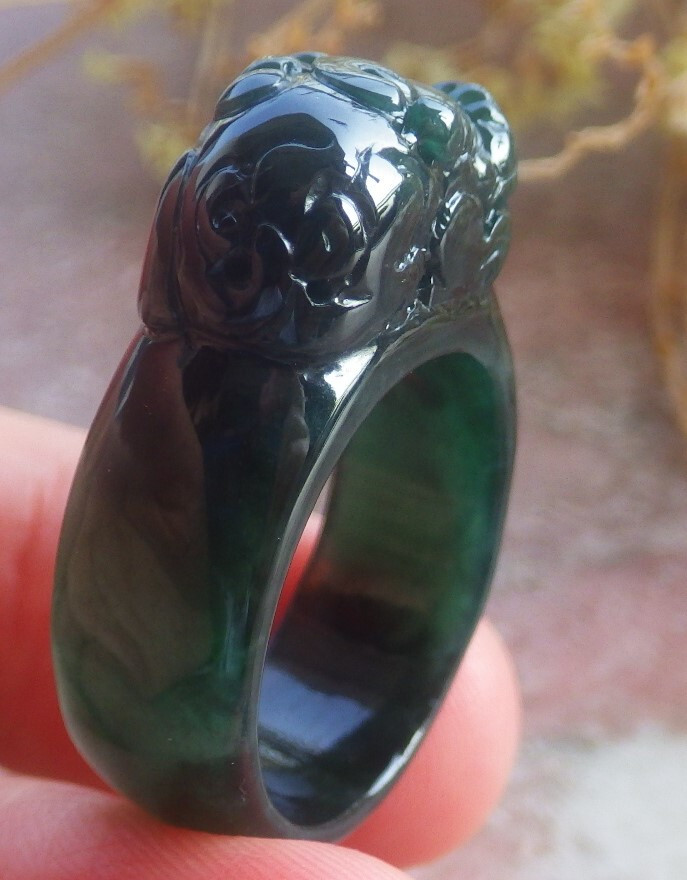 Video Certified Green A Jadeite Jade Dragon Pi Xiu Ring NO. 8 戒指 115022 TS