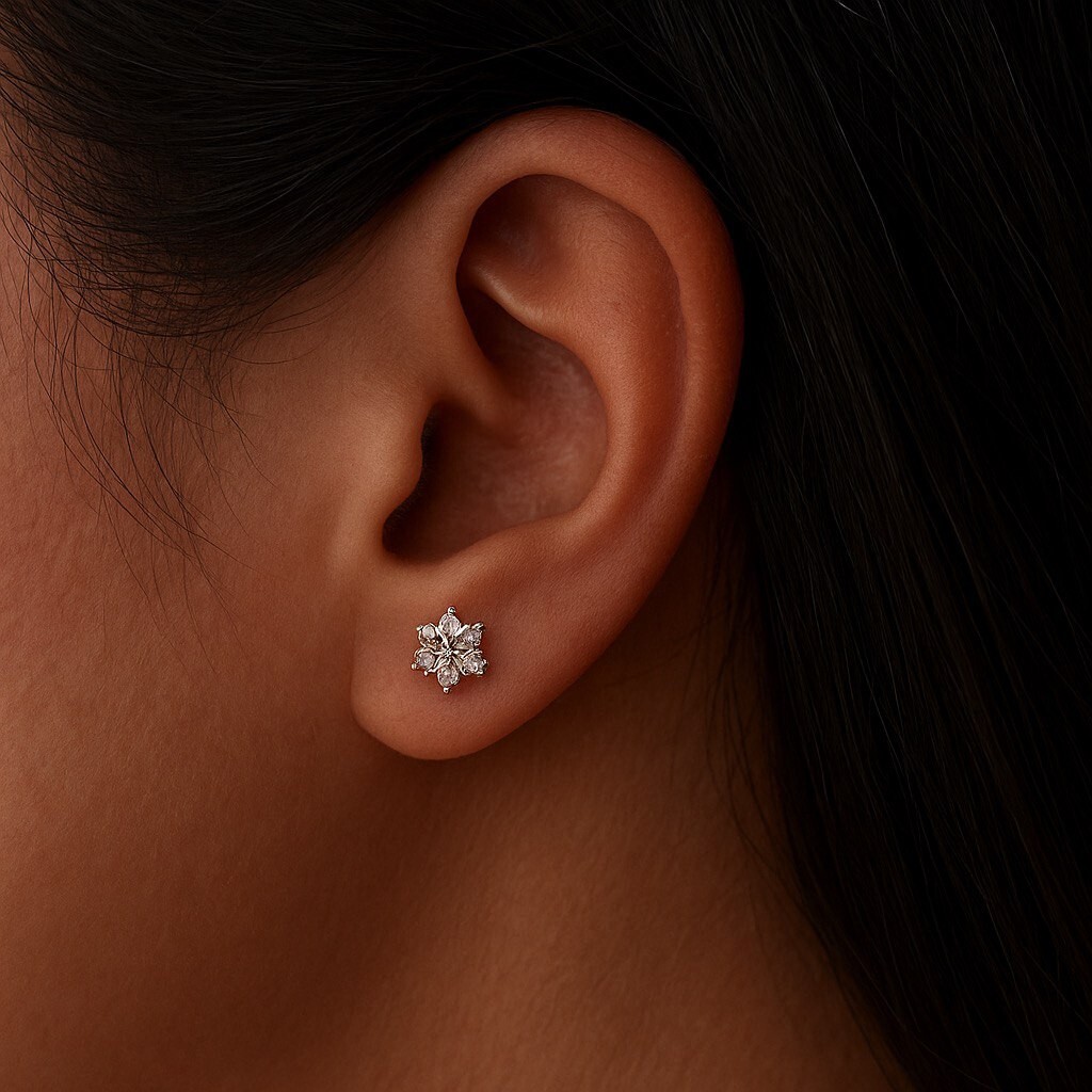 Dainty Floral S925 Silver Stud Earrings – 0.8cm / 0.31in
